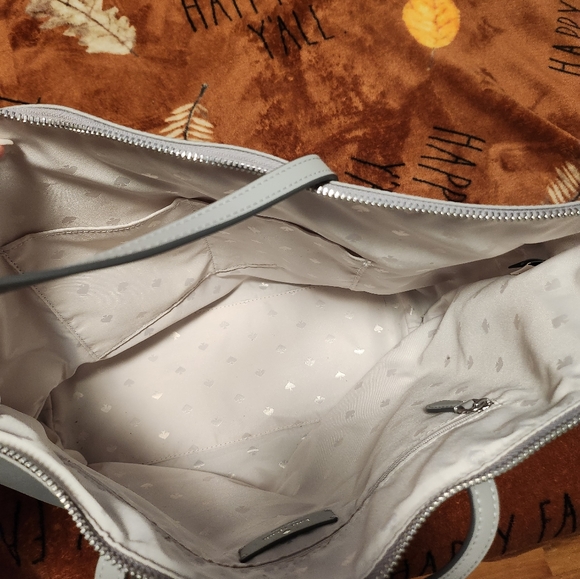 Kate spade tote - Picture 2 of 3